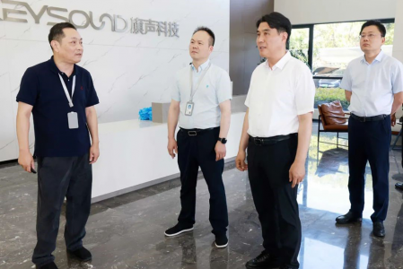 江海洋深入企業(yè)開(kāi)展“三送三提”助企增值化服務(wù)專(zhuān)項(xiàng)行動(dòng)